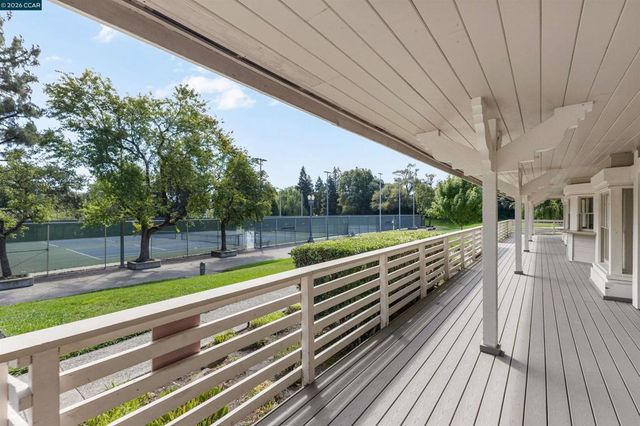 1125 Delta Way, Danville, CA 94526