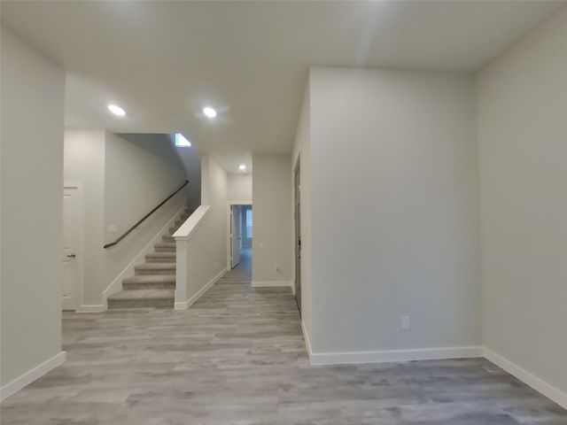 9835 Willow Creek Commerce Drive 304, Tomball, TX 77375