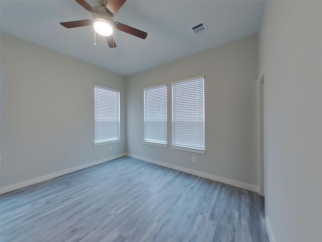 9835 Willow Creek Commerce Drive 304, Tomball, TX 77375