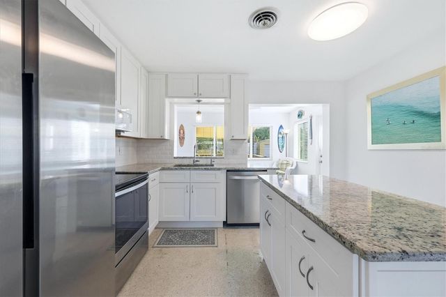 900 STEWART STREET, Englewood, FL 34223