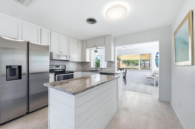 900 STEWART STREET, Englewood, FL 34223