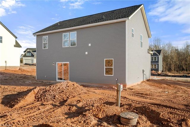 114 Indian Wells Court, Harmony, NC 28634