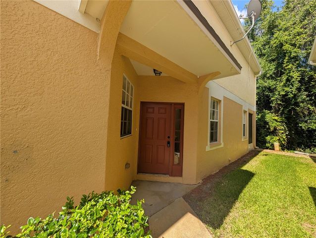 1993 FIESTA RIDGE COURT, Tampa, FL 33604