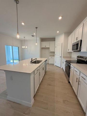3422 SALVIA CT, Tavares, FL 32778