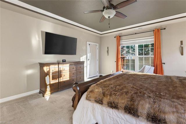 609 Marjorie LN, Chesapeake, VA 23320