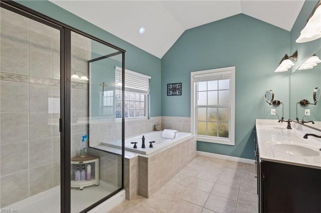 609 Marjorie LN, Chesapeake, VA 23320