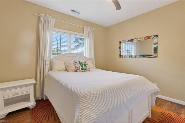 609 Marjorie LN, Chesapeake, VA 23320