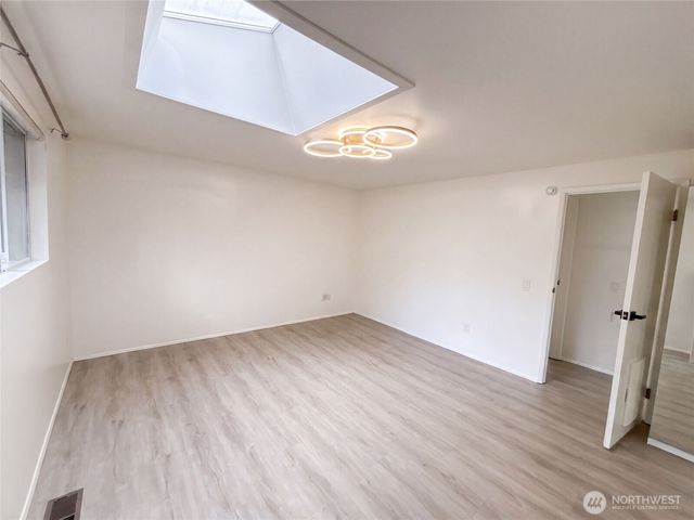 9232 139th Street, Kirkland, WA 98034