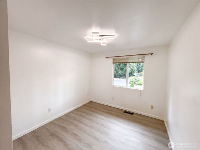 9232 139th Street, Kirkland, WA 98034