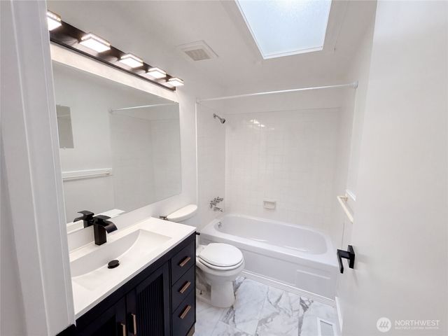 9232 139th Street, Kirkland, WA 98034