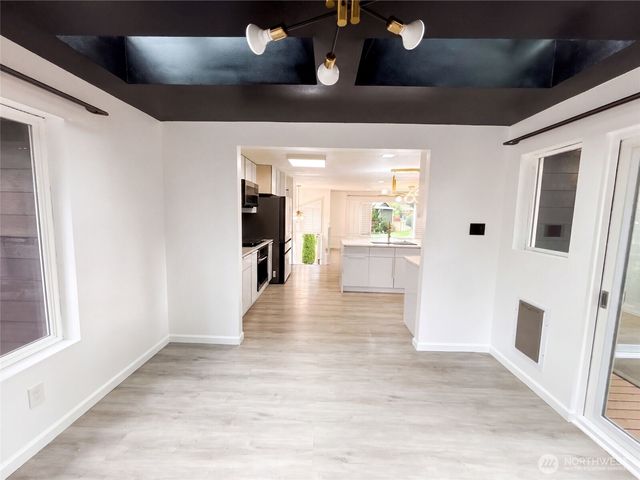 9232 139th Street, Kirkland, WA 98034