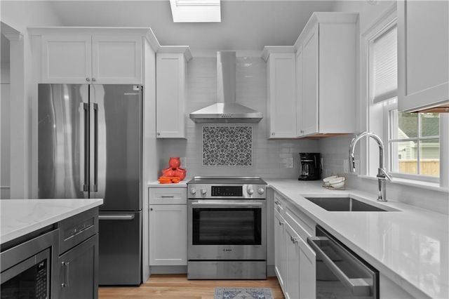 34 East Bowery Street, Newport, RI 02840