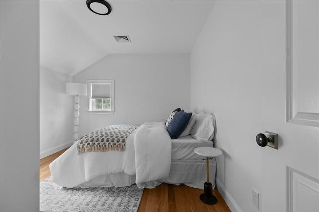 34 East Bowery Street, Newport, RI 02840