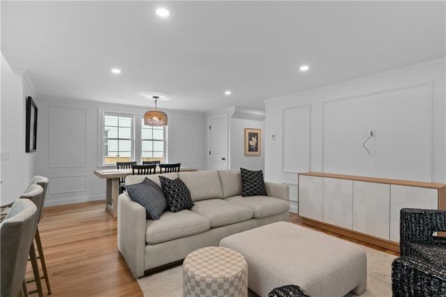 34 East Bowery Street, Newport, RI 02840