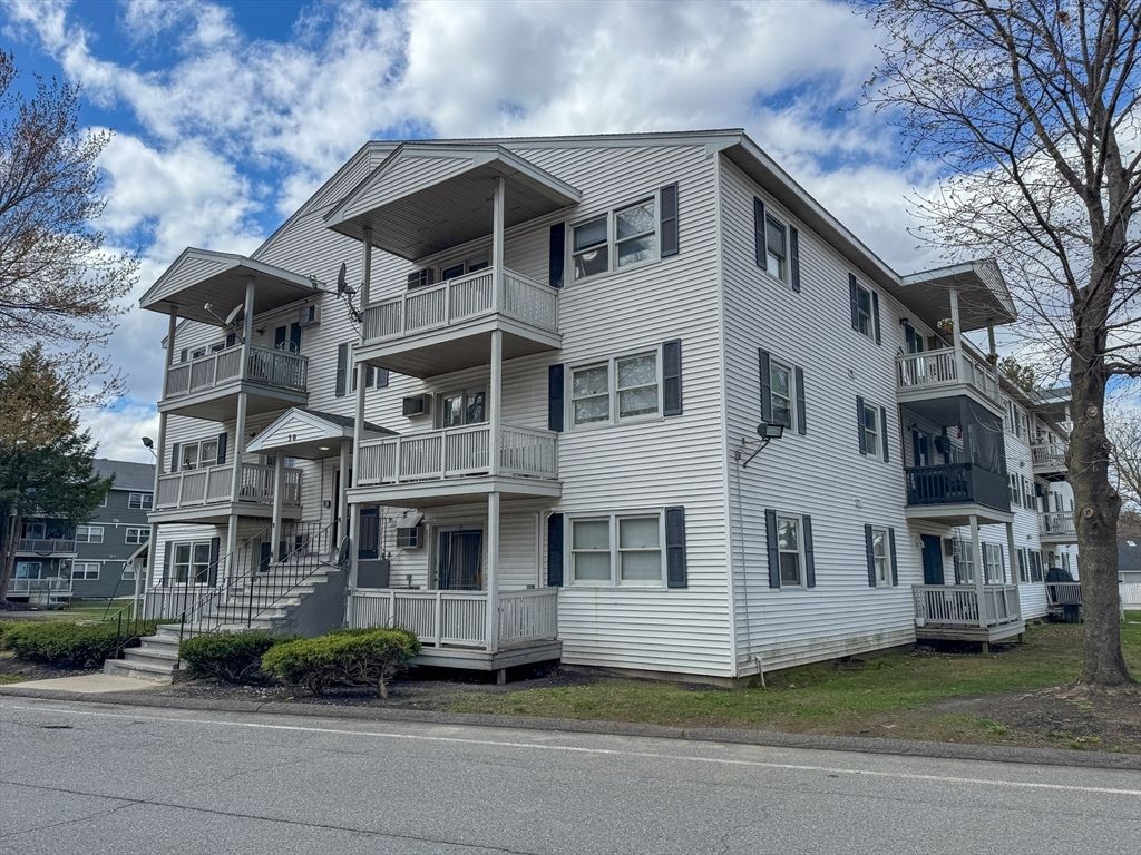 30 Abbey Rd 108, Leominster, MA 01453