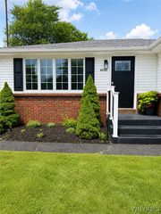 4032 Clinton Street, West Seneca, NY 14224