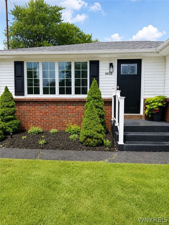 4032 Clinton Street, West Seneca, NY 14224