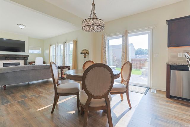 4320 Onyx Way, South Bend, IN 46628