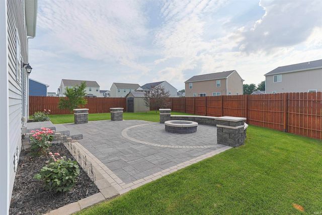 4320 Onyx Way, South Bend, IN 46628