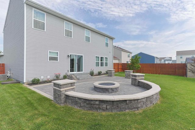 4320 Onyx Way, South Bend, IN 46628