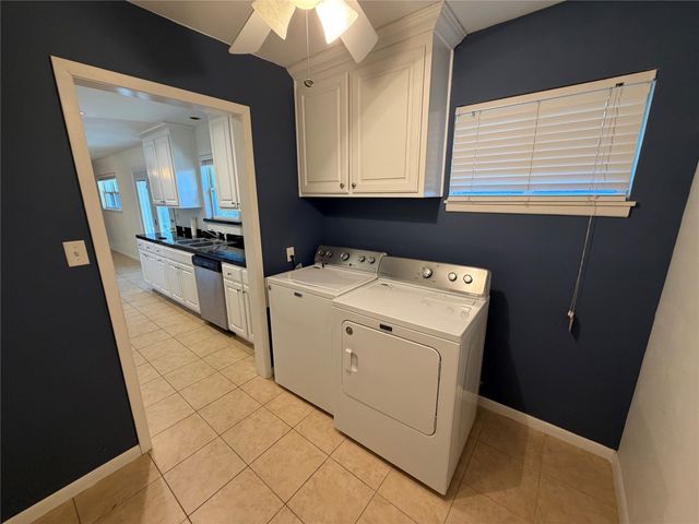 1437 W Ball Street, Weatherford, TX 76086