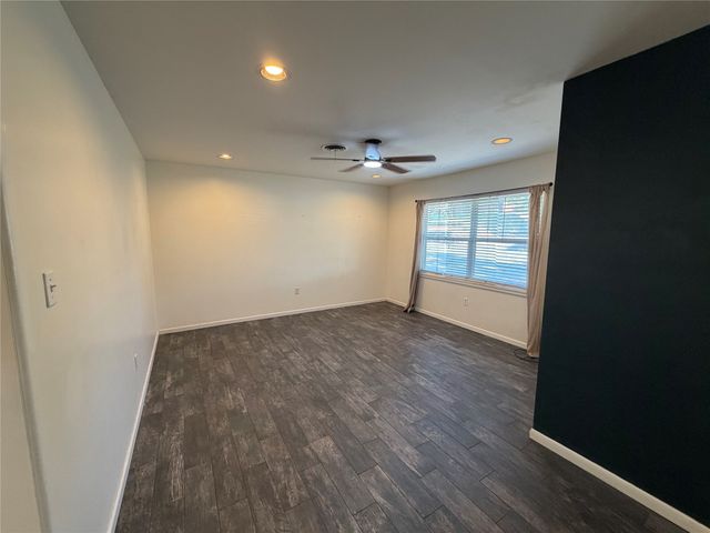 1437 W Ball Street, Weatherford, TX 76086