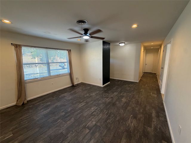 1437 W Ball Street, Weatherford, TX 76086
