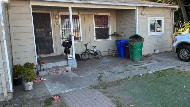 331 Stoneford Ave, Oakland, CA 94603