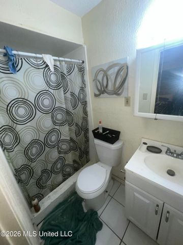260 S Canton Club, Jackson, MS 39211
