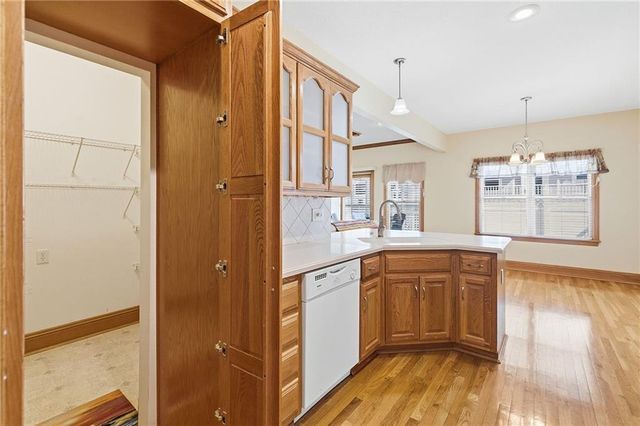 11404 Trevor Drive, Peculiar, MO 64078