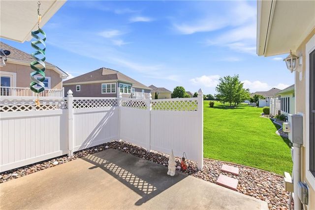 11404 Trevor Drive, Peculiar, MO 64078