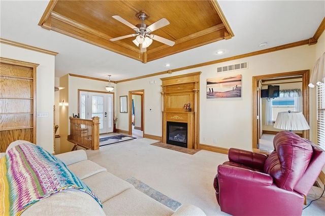 11404 Trevor Drive, Peculiar, MO 64078