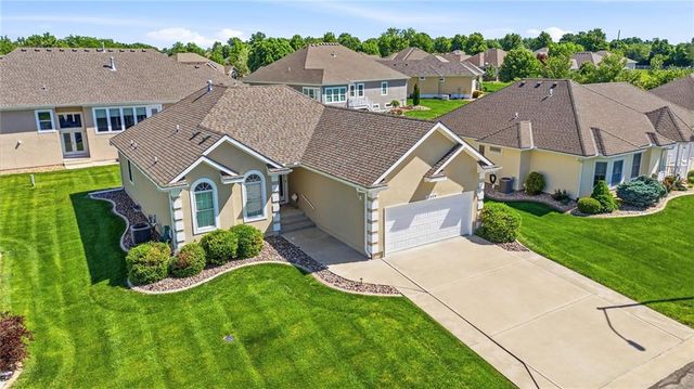 11404 Trevor Drive, Peculiar, MO 64078