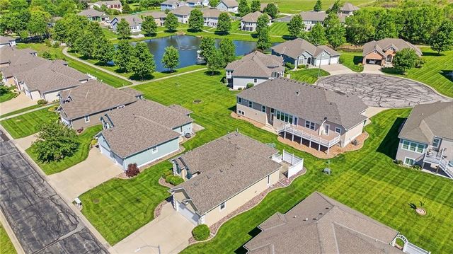 11404 Trevor Drive, Peculiar, MO 64078