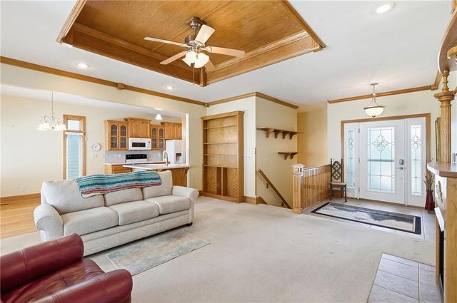 11404 Trevor Drive, Peculiar, MO 64078