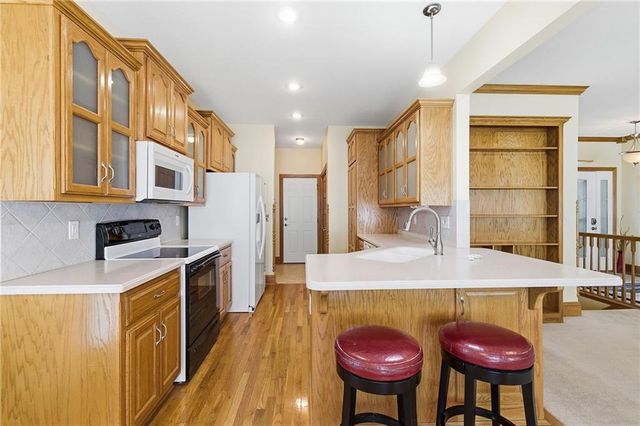 11404 Trevor Drive, Peculiar, MO 64078