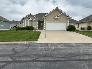 11404 Trevor Drive, Peculiar, MO 64078