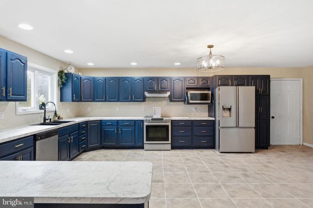 1962 OLD KIRKWOOD RD, Bear, DE 19701