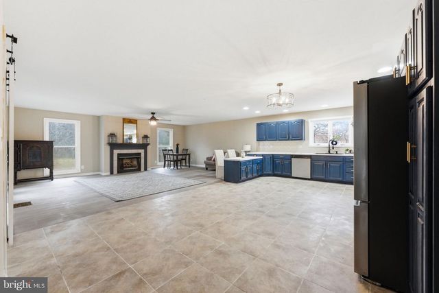 1962 OLD KIRKWOOD RD, Bear, DE 19701