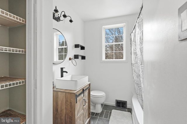1962 OLD KIRKWOOD RD, Bear, DE 19701