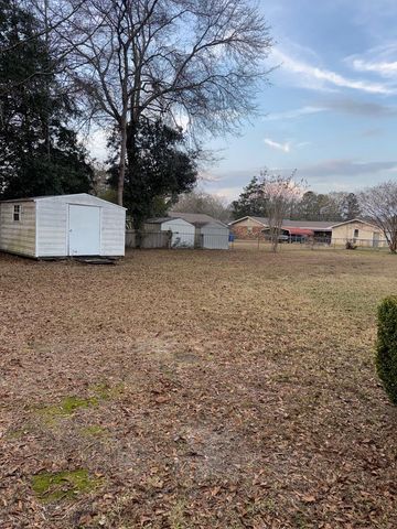 108 Salem Ct, Dothan, AL 36301