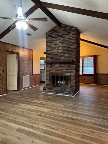 108 Salem Ct, Dothan, AL 36301