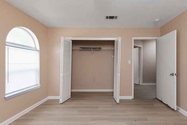 6096 Schofield Drive, Pensacola, FL 32506