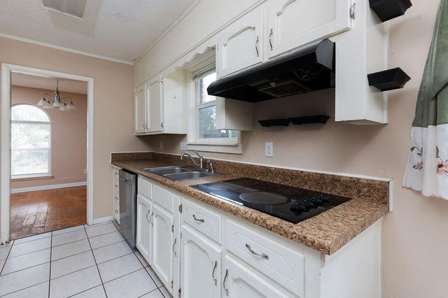 6096 Schofield Drive, Pensacola, FL 32506