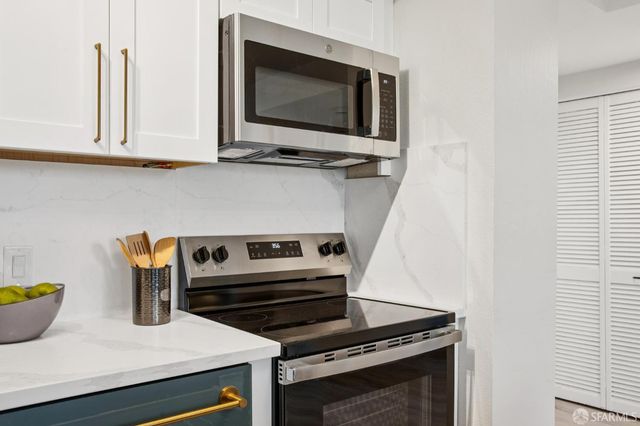 8100 Oceanview Terrace 209, San Francisco, CA 94132