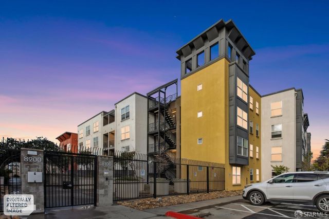 8100 Oceanview Terrace 209, San Francisco, CA 94132