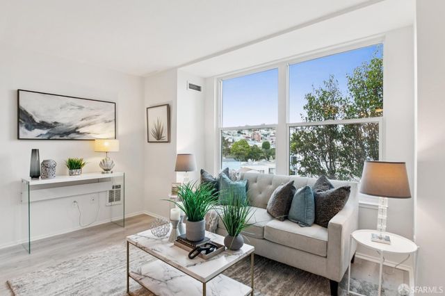 8100 Oceanview Terrace 209, San Francisco, CA 94132