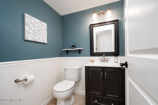 10 Shadow Ridge Court, Howell, NJ 07731