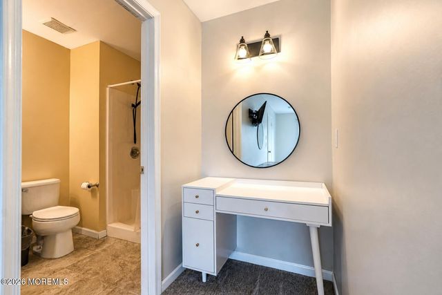 10 Shadow Ridge Court, Howell, NJ 07731