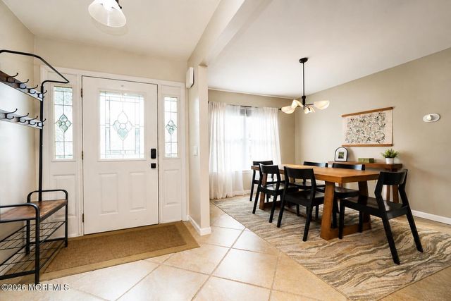 10 Shadow Ridge Court, Howell, NJ 07731